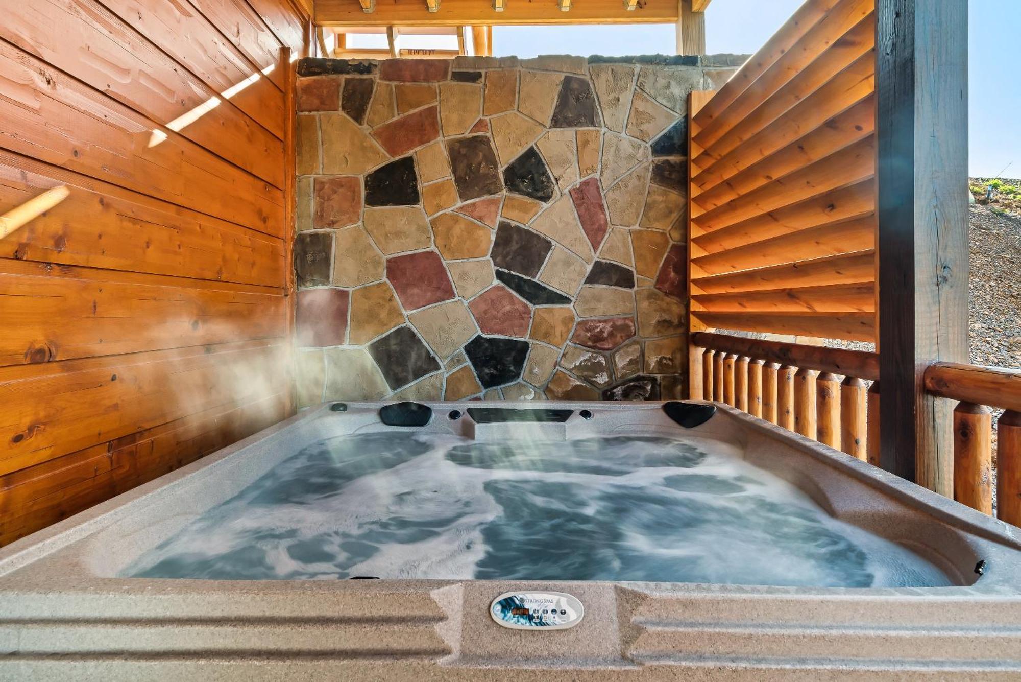 גטלינבורג Full Equipped Cabin With A Pool And Game Room Smokies Views מראה חיצוני תמונה