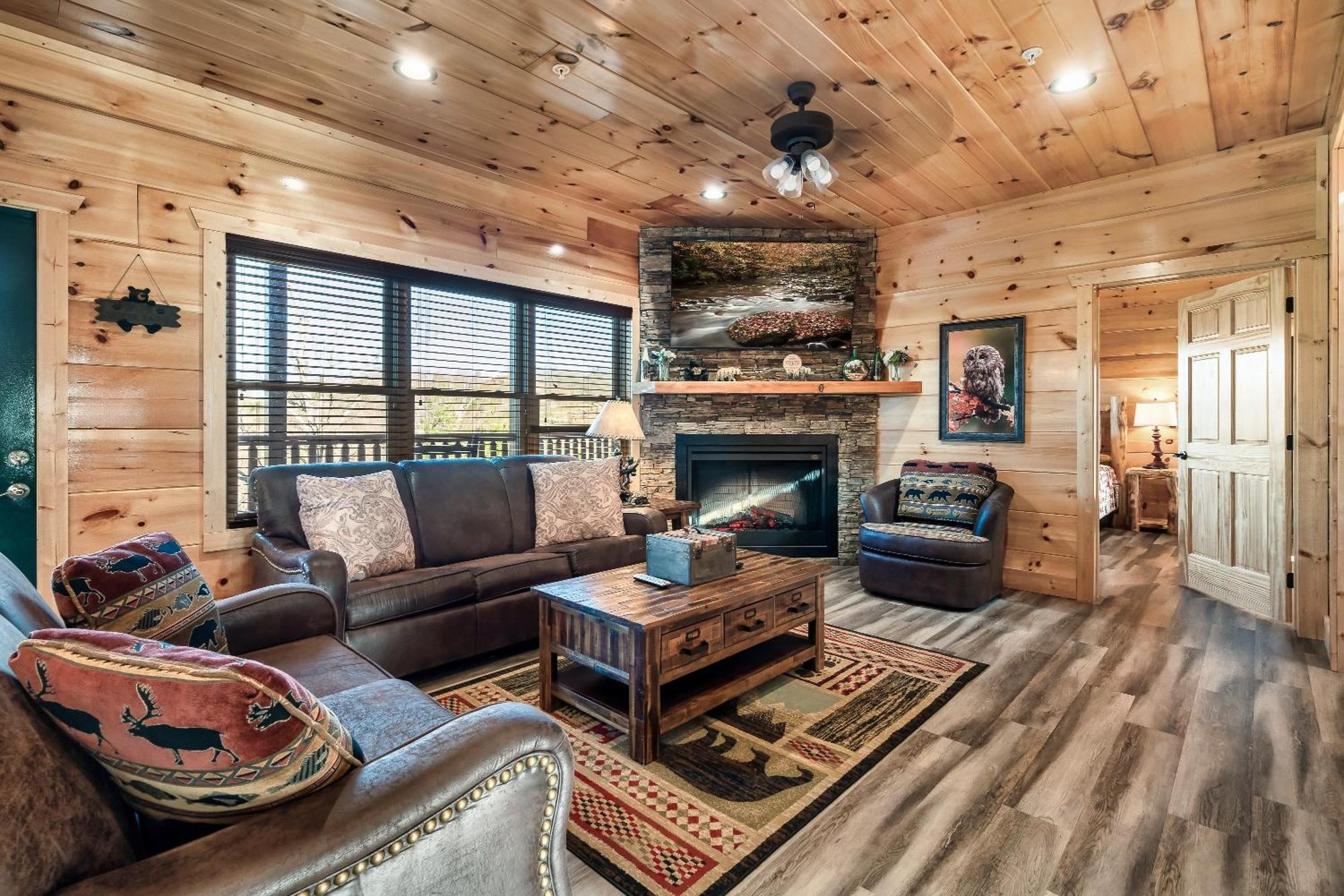 גטלינבורג Full Equipped Cabin With A Pool And Game Room Smokies Views מראה חיצוני תמונה